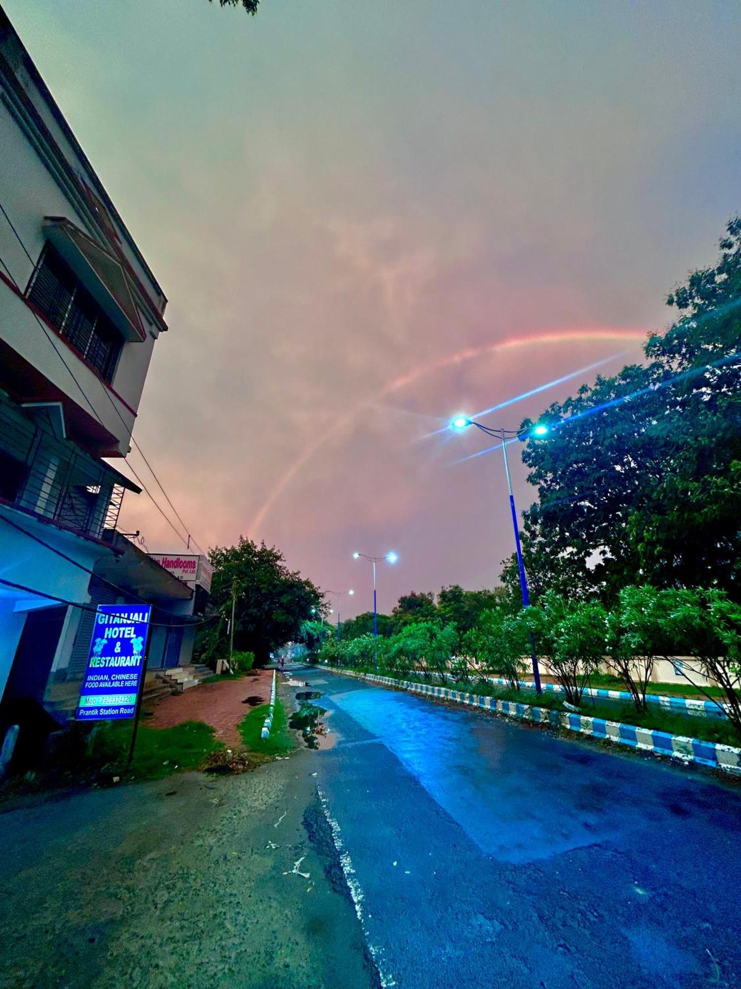 Gitanjali Hotel & Restaurant Shānti Niketan Exterior foto